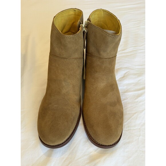 New W/ Box ed by ellen degeneres suede boots - Picture 1 of 6